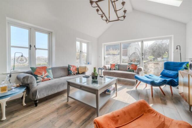 Living Room.jpg