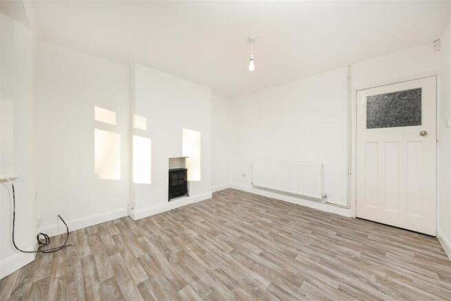 Living Room2.jpg