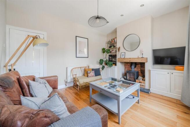 Living Room-5.jpg