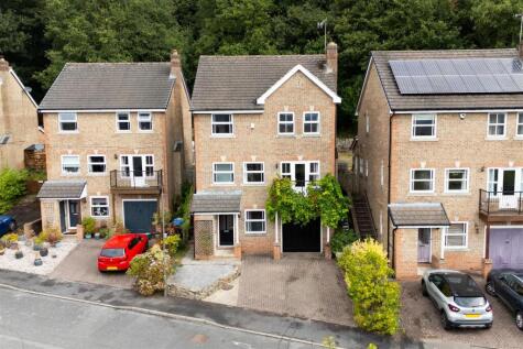 Acorn Ridge, Matlock, DE4 3TT