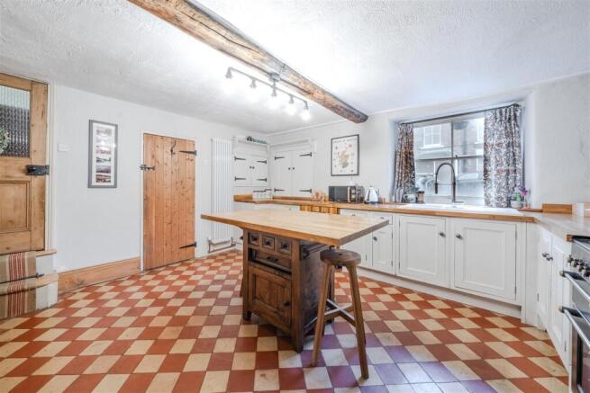 Kitchen.jpg