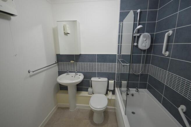 Photo 3