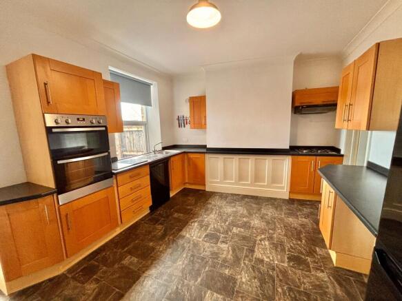 PHOTO-2025-10-08-17-30-29 T202510082004.jpg