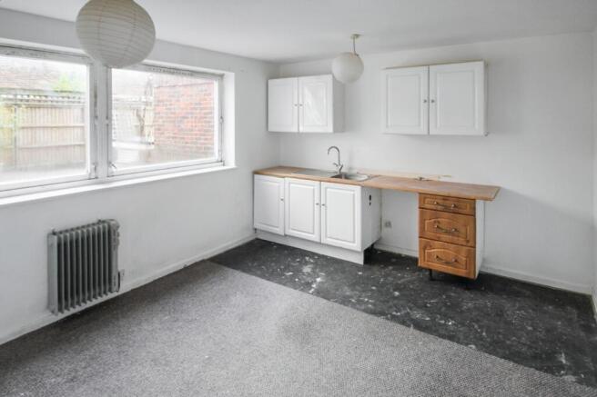 20251023050033 04 BAVlO T202510241115.jpg