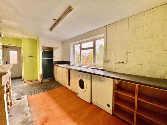 PHOTO-2025-10-10-12-13-40  2  T202510121952.jpg