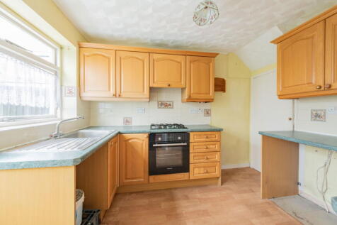 Lechlade Gardens, Fareham, PO15 6HF