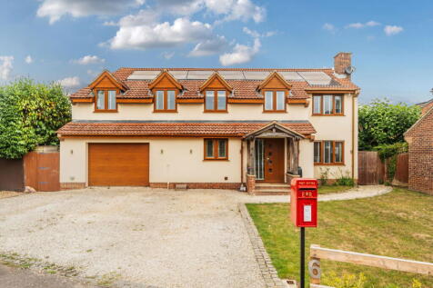 Kestrel Close. Boorley Green, Southampton, SO32