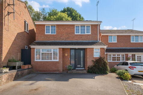Osborne Gardens, Fair Oak, Eastleigh, Southampton, SO50