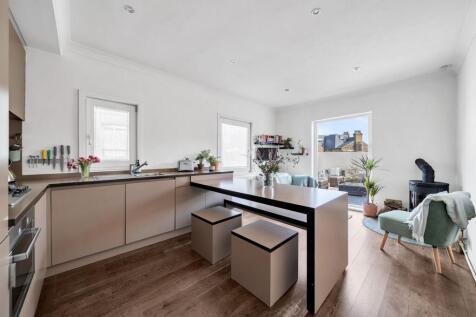 Stanley Grove, London, SW8