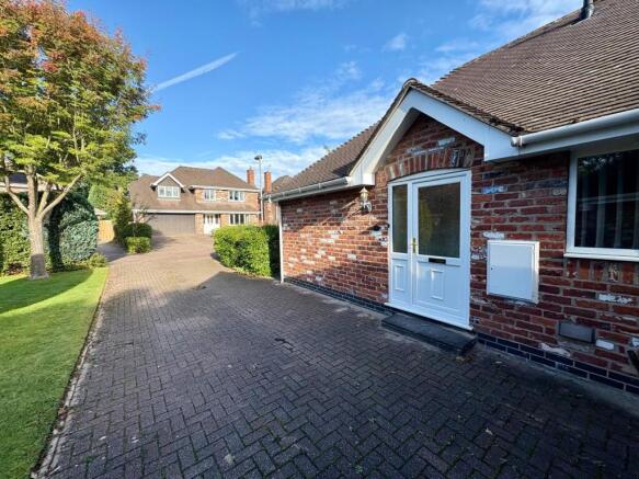 WhatsApp Image 2025-09-30 at 11.08.27_2c3ead7c.jpg