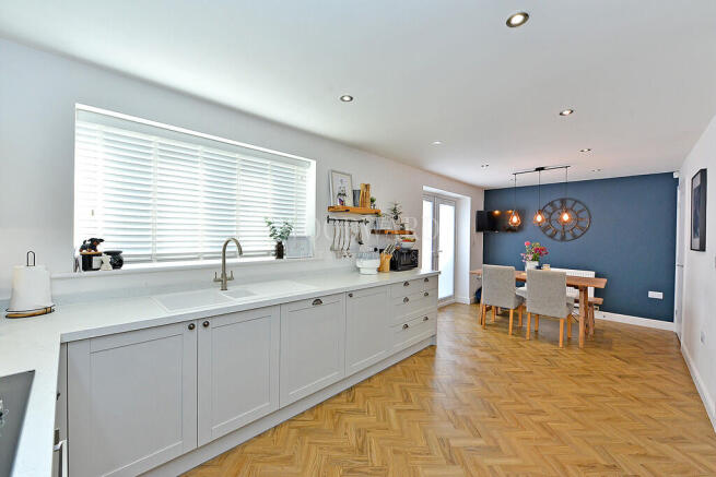 Kitchen/Dining Ro...