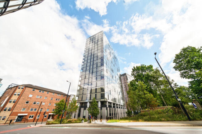 1319854-16-686b94...