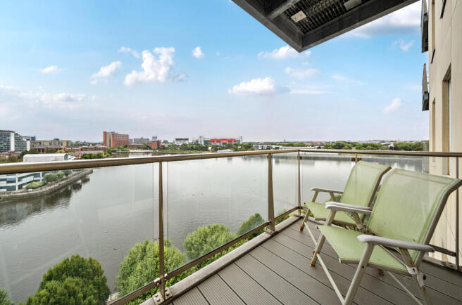 1327890-17-687919...