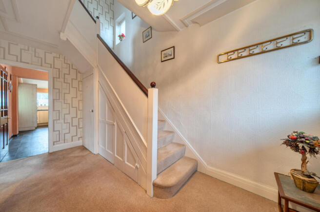 1395435-7-695d14a...