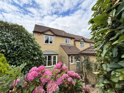 Burchill Close, Clutton