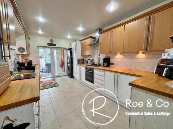 Kitchen/dining/family