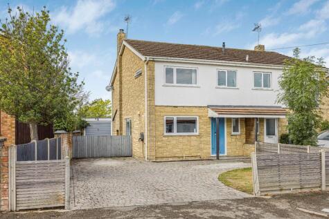 Old Bath Road, Cheltenham, GL53