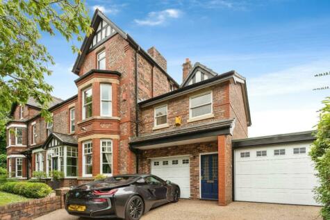 Swinton - 5 bedroom house for sale