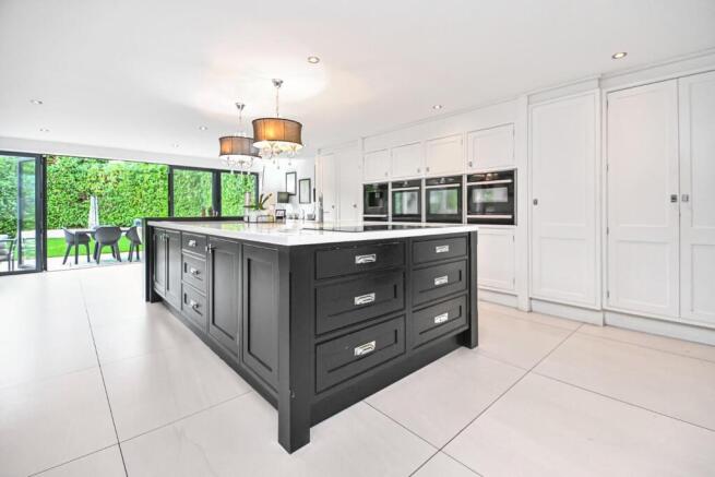 1 Woodstock Drive Open Plan Living (3).jpg