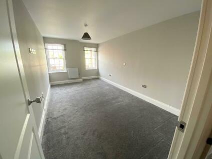 1 bedroom ground floor flat for rent in Beatrice Court Lichfield