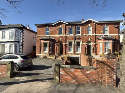 Albert Road, Southport, PR9