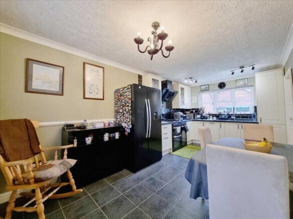 Kitchen Diner: