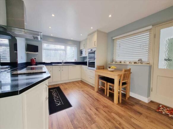 Breakfast Kitchen: