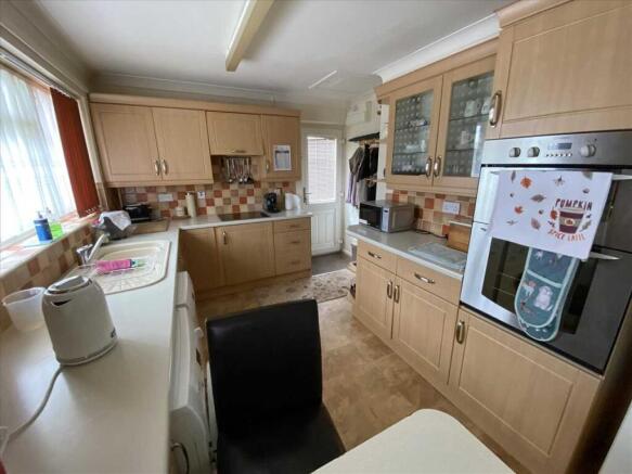 Breakfast Kitchen: