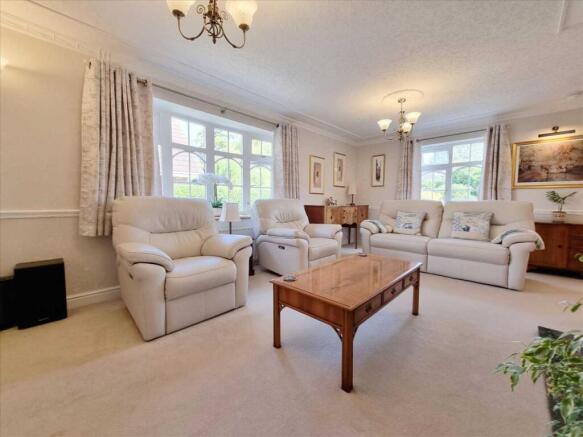 Lounge: