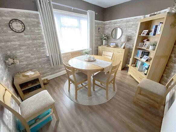 Dining Room: