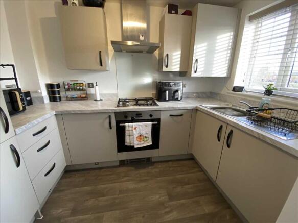 Kitchen: