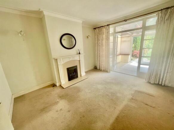 60 Westland Drive Lounge.jpg