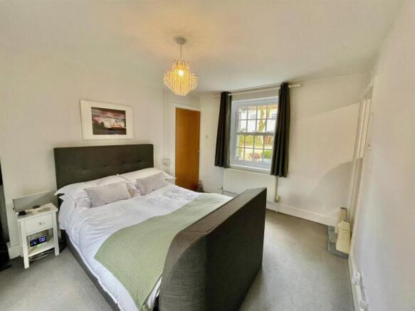 Bantam Cottage Bedroom Pic 2.jpg