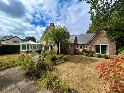 Bulkeley Road, Handforth, Wilmslow