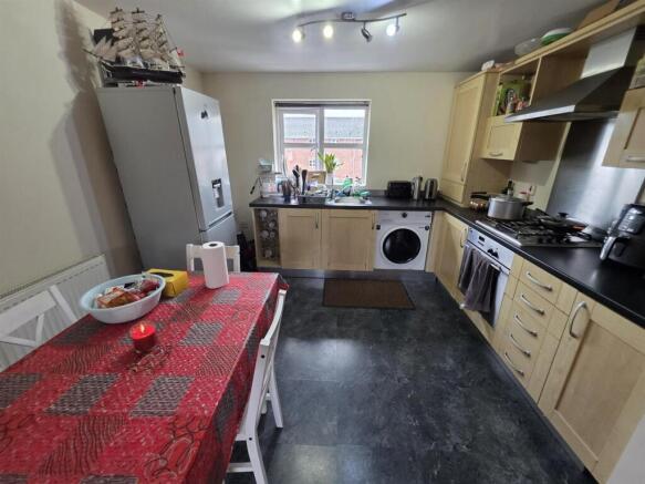 Open-plan Living Room/Dining Kitchen