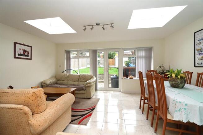 Living/Dining Room