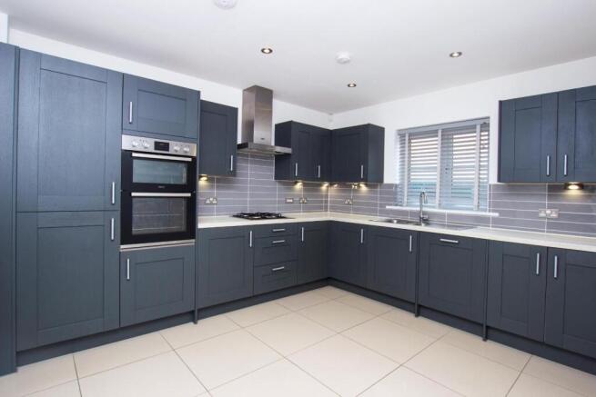 Manor Terrace (19).jpg