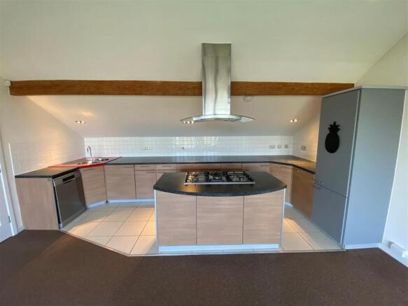 5ClunburyKitchen2.jpg