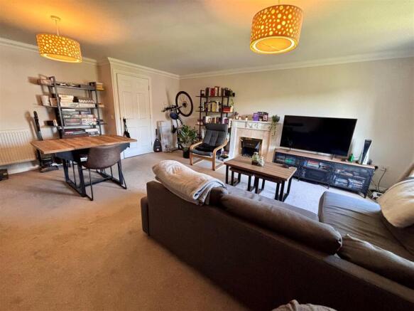 living room 1.jpg