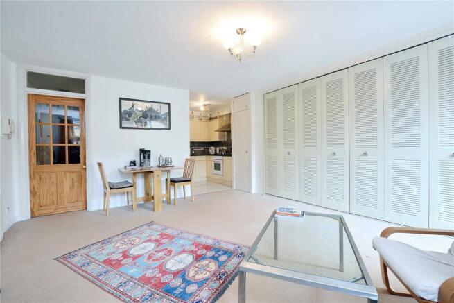 Reception/Bedroom
