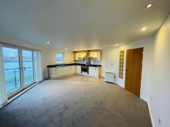 Kitchen lounge