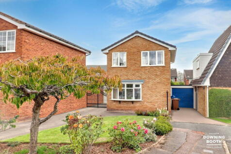 Giles Road, Lichfield, WS13 7JU - Spacious Detached Family Home