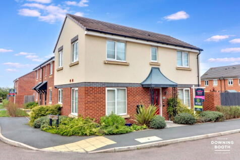 Carter Close, Tamworth, B79 8UE - Beautifully Presented Detached Home