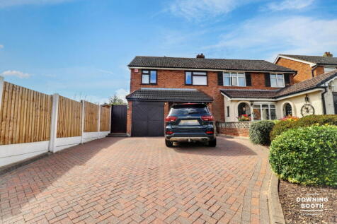 Grange Lane, Lichfield, WS13 7EE