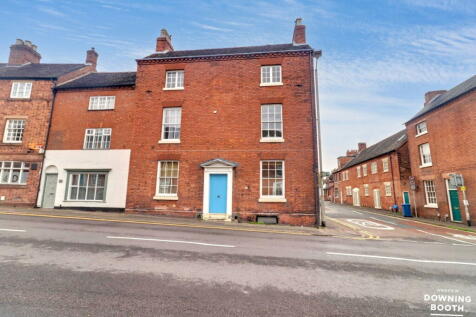 Beacon Court, Gaia Lane, WS13 7LW - Superb Location