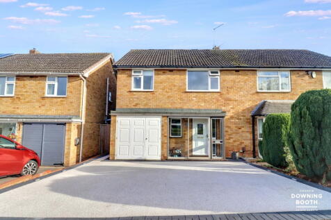 Furnivall Crescent, Lichfield, WS13 6DB