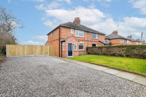 Impeccable house with views in Hilbre Bank