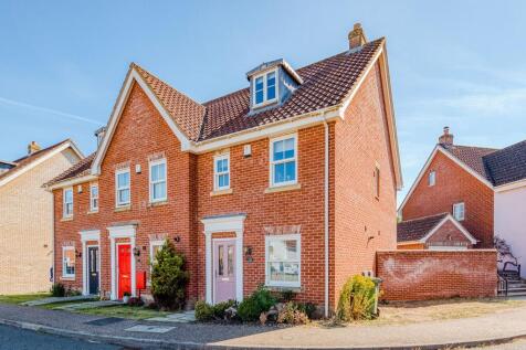 Field Maple Road, Watton