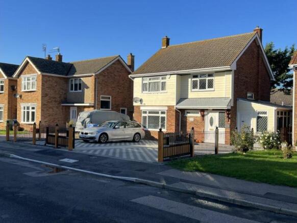 Uplands Way Front Exterior.jpg