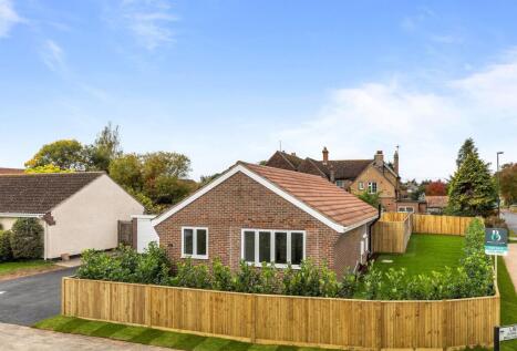 Lavinia Way, East Preston, BN16